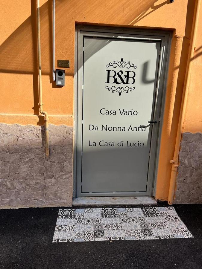 Napoli Centro-La Casa Di Lucio Bed & Breakfast Dış mekan fotoğraf