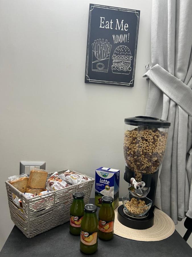 Napoli Centro-La Casa Di Lucio Bed & Breakfast Dış mekan fotoğraf
