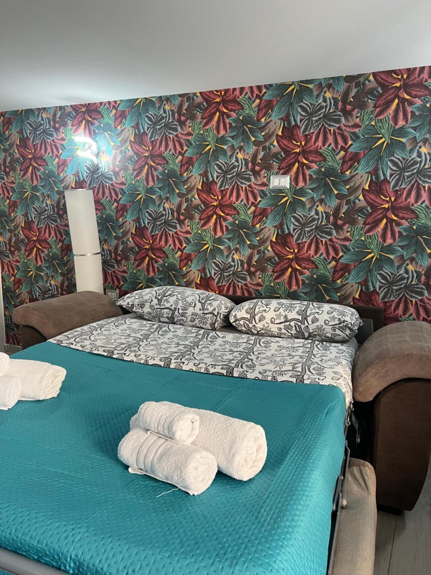 Napoli Centro-La Casa Di Lucio Bed & Breakfast Dış mekan fotoğraf